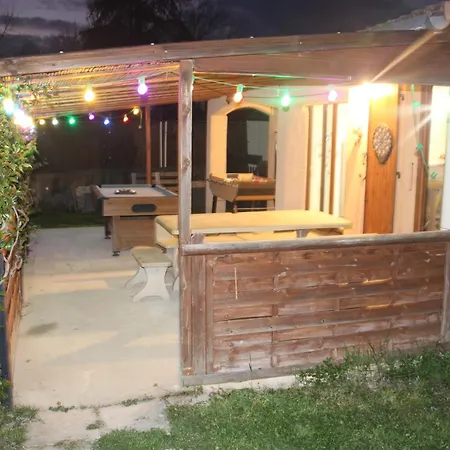 Maison Au Calme Avec Jardin Et Piscine * Крест