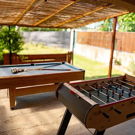 Maison Au Calme Avec Jardin Et Piscine