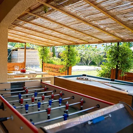 Maison Au Calme Avec Jardin Et Piscine Holiday home *